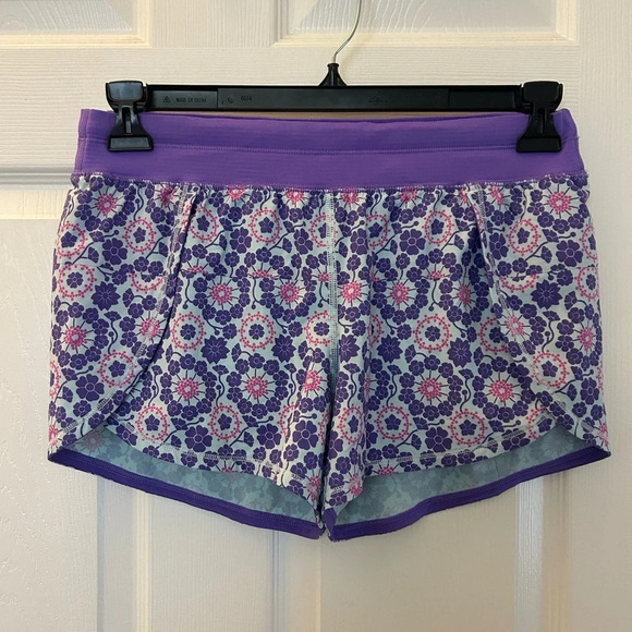 Lululemon Run: Breeze By Short
Twiggy Printed Power Purple / Power Purple - Picture 3 of 6